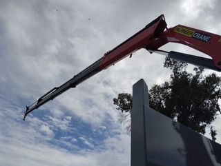 MAN TGM 18 290-CAMIONES GRUA