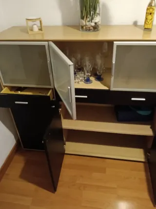 Mueble recibidor/comedor moderno