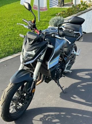 Honda Hornet 750