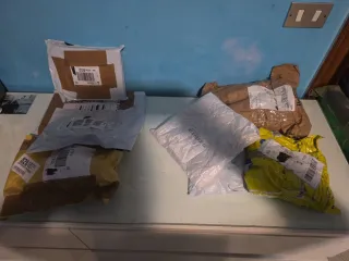 Pacchi spedizione per mikel