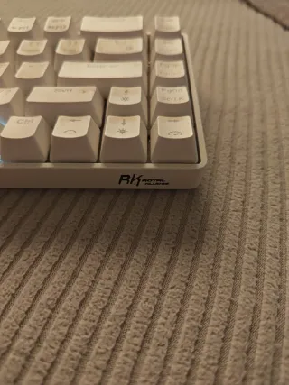 Teclado Royal Kludge RK68 Marrón Blanco