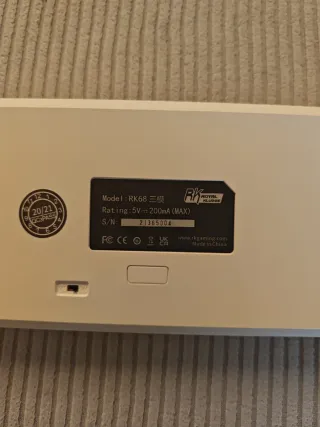 Teclado Royal Kludge RK68 Marrón Blanco