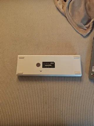 Teclado Royal Kludge RK68 Marrón Blanco