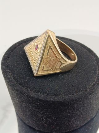Anillo Pirámide Ojo de la Providencia Oro