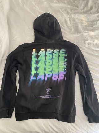 Sudadera Bershka Negra con Estampado