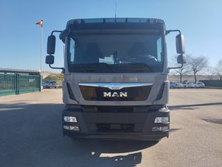 MAN TGM 18 290-CAMIONES GRUA