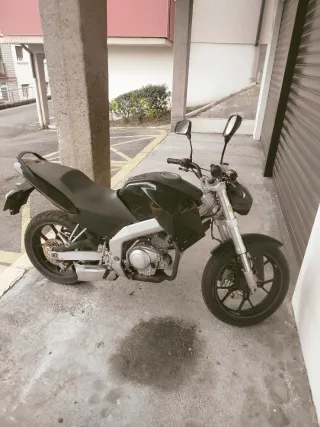 Moto Naked 125cc Manual Negra