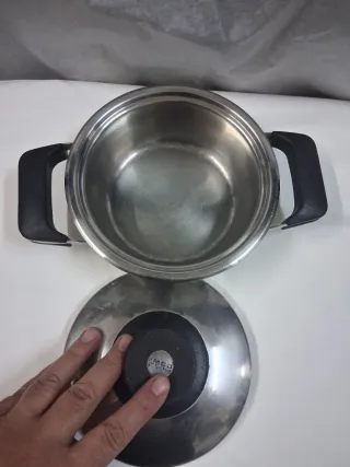 Pentola IMCO in acciaio ,pentolino con coperchio