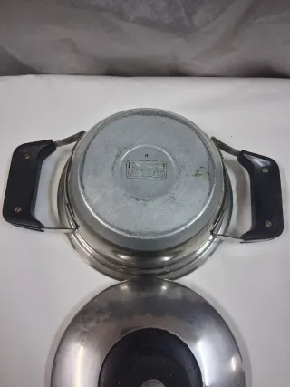 Pentola IMCO in acciaio ,pentolino con coperchio