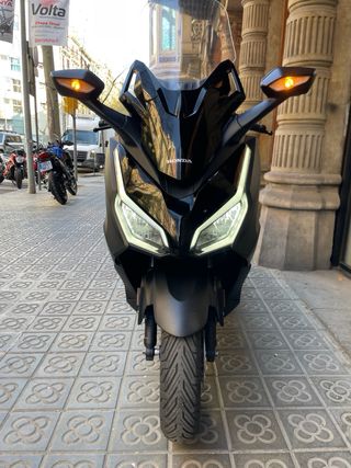 Honda Forza 350 2023 - 23.000 km