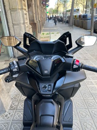 Honda Forza 350 2023 - 23.000 km