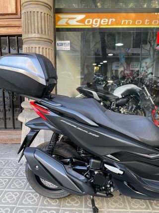 Honda Forza 350 2023 - 23.000 km