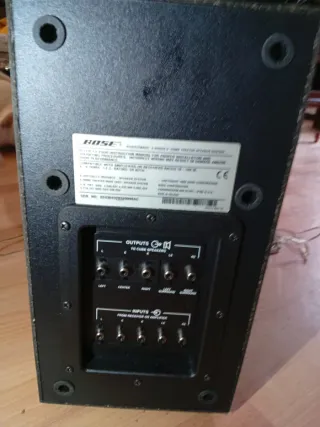 Subwoofer Bose 5.1 con 3 satélites