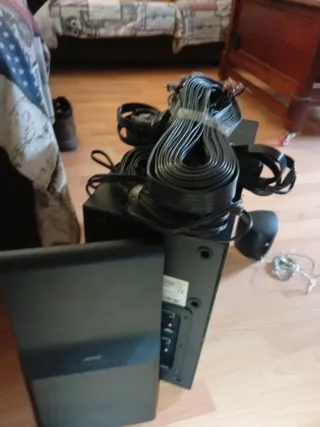 Subwoofer Bose 5.1 con 3 satélites