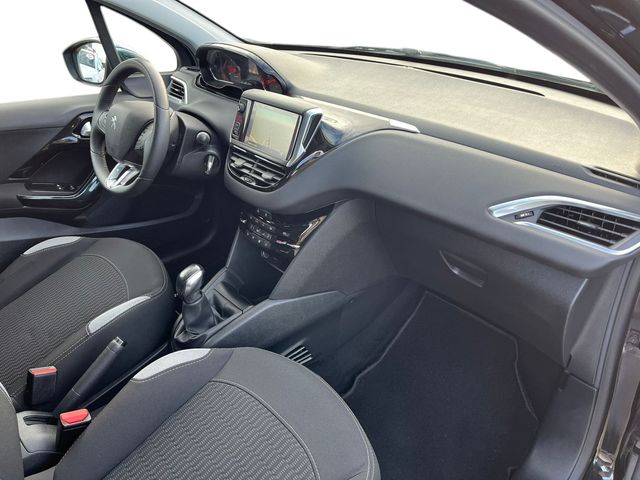 Peugeot 208 Gasolina 82cv 2015