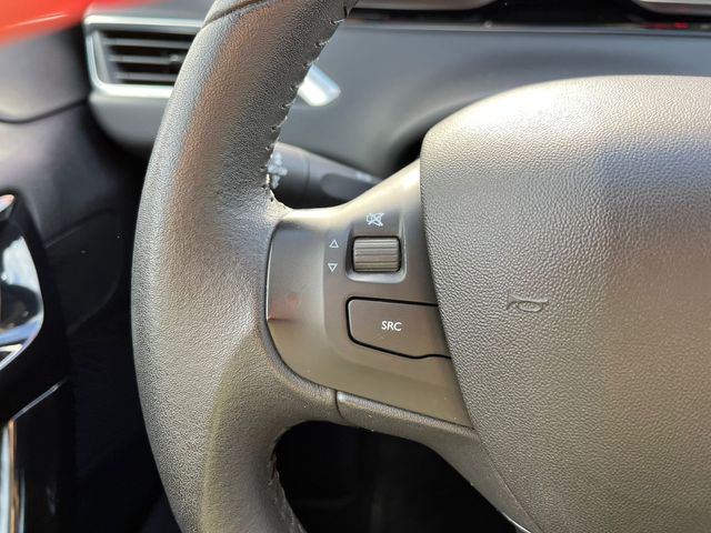 Peugeot 208 Gasolina 82cv 2015