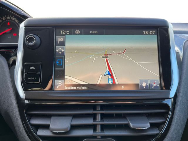 Peugeot 208 Gasolina 82cv 2015