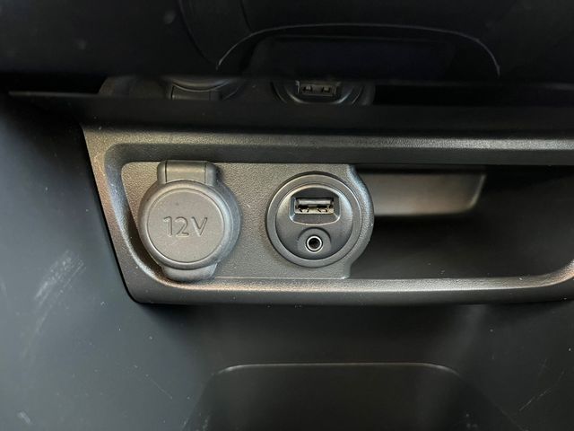 Peugeot 208 Gasolina 82cv 2015