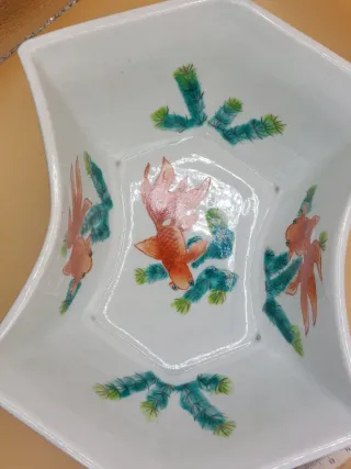 Cuenco hexagonal porcelana Kutani peces