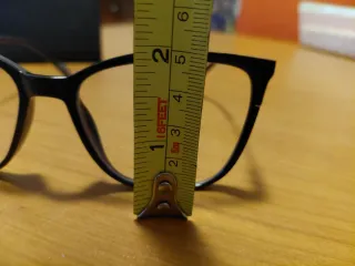 Occhiali da vista neri e oro con custodia