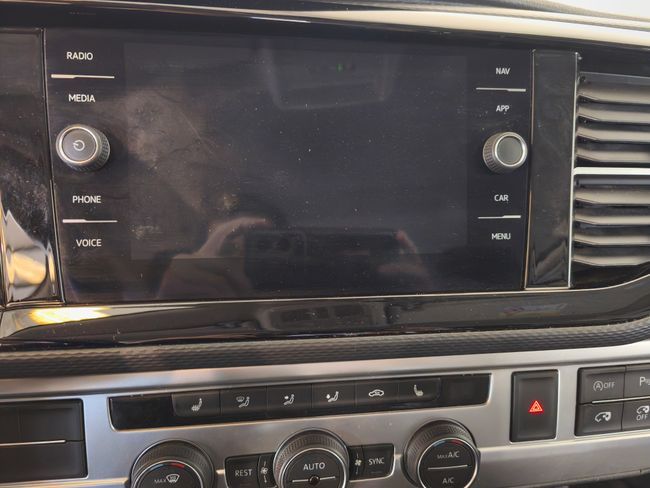 Volkswagen Multivan 2021, foto 27