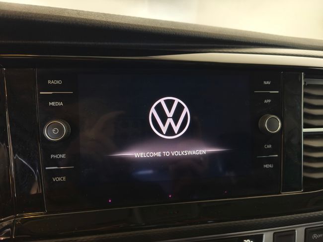 Volkswagen Multivan 2021, foto 28