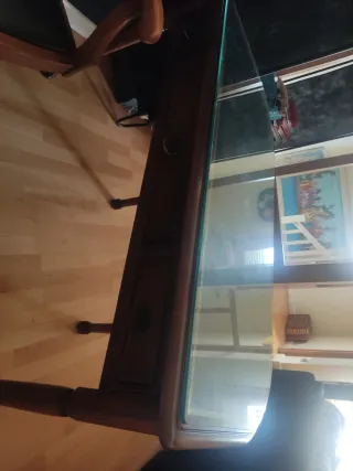 Escritorio antiguo madera y cristal