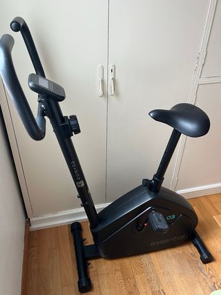 Bicicleta Estática Negra Doymos Essential 03