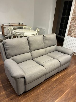 Sofá 3 plazas reclinable gris