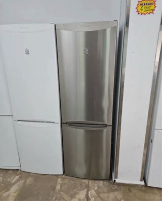 Nevera Balay plateada