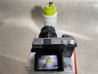 Cámara Sony A6000 + Objetivo 16-50mm