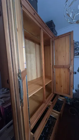 Armario 3 puertas y 4 cajones madera pino