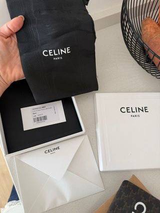 Portafoglio triangolo Celine Triomphe marrone