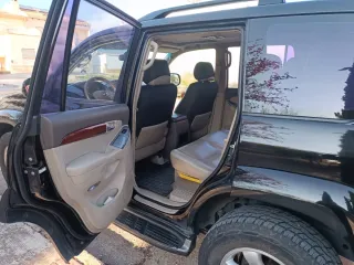 Toyota Land Cruiser 2004