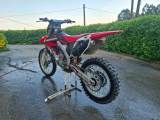 Honda CRF 250 2008 Motocross