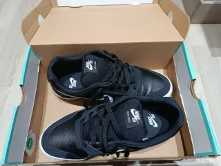 Nike SB Delta Force 58 Negro/Blanco