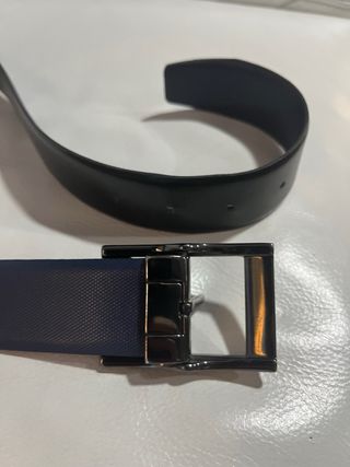 Cinturón de Piel Reversible Negro / Azul Marino