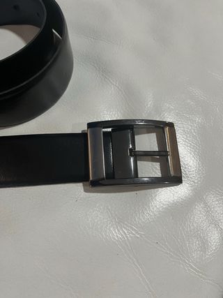 Cinturón de Piel Reversible Negro / Azul Marino