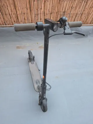 Patinete Eléctrico Xiaomi Mi Essential