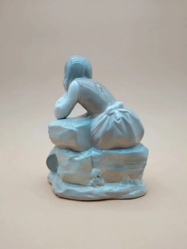 Figura Nao de Lladró "Lechera Adormecida"