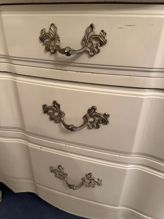 Cómoda de 3 cajones beige