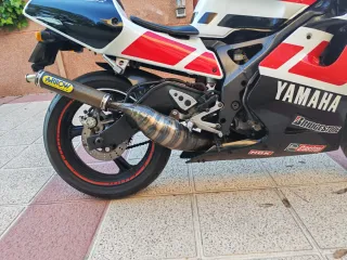 Yamaha TZR250 3XV - Carenado y Cuadro