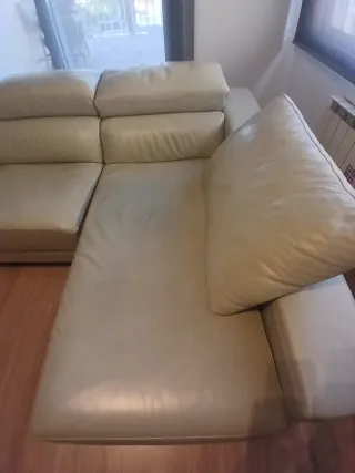 Sofá Chaiselong de Piel color Marfil