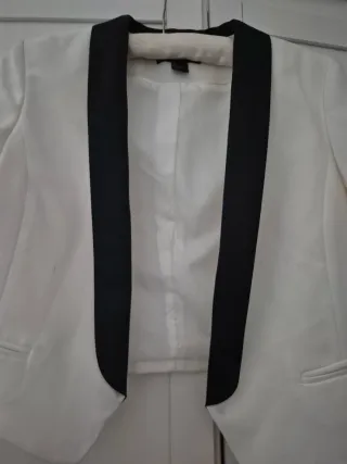 Blazer (Smokin) Blanco y Negro Corto