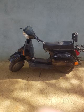 Vespa TX 250 Negra