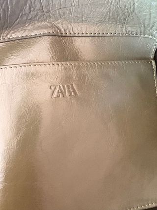 Mala de pele verde Zara