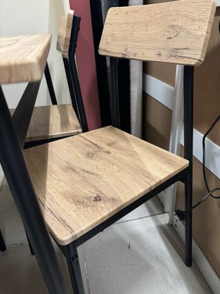 Mesa y 4 Sillas Madera y Metal