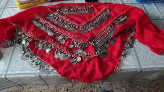 Cinturón y Pañuelos con monedas. Danza del vientre