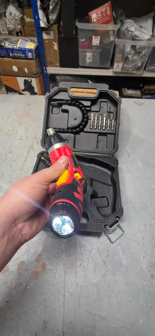 EDIMAX Aparafusadora 3.6V c/ Luz LED