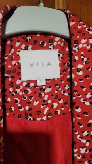 Blazer VILA estampado rojo Talla S